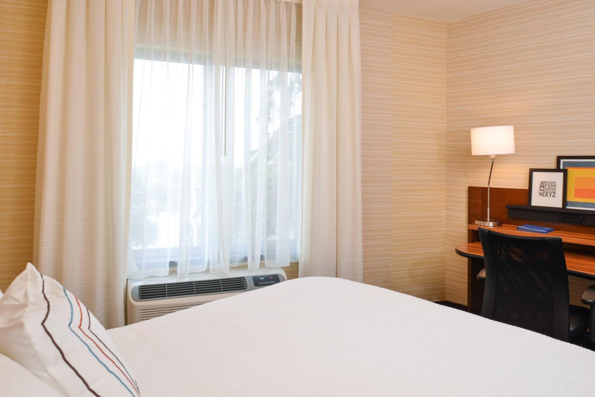 Fairfield & By Marriott 3* Santa Cruz